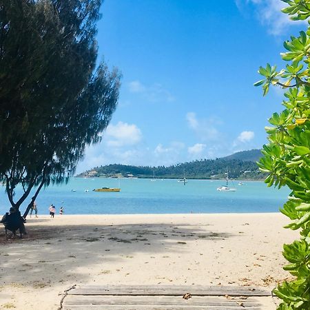Backpackers By The Bay Hostel Airlie Beach Ngoại thất bức ảnh