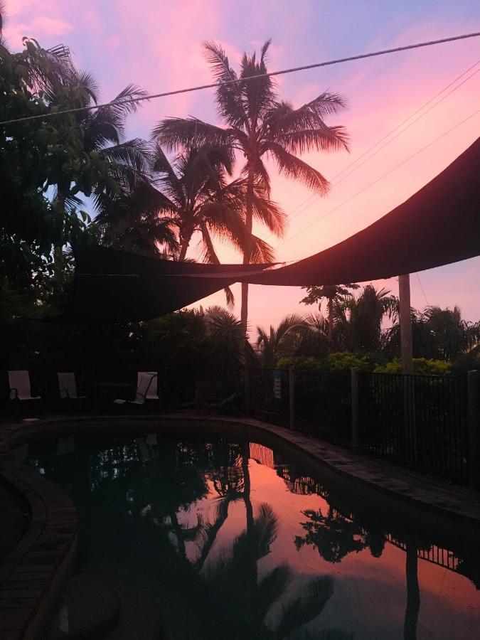 Backpackers By The Bay Hostel Airlie Beach Ngoại thất bức ảnh
